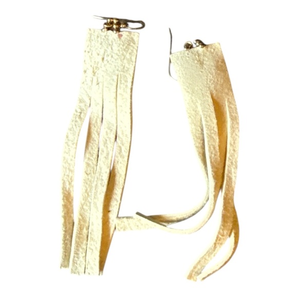 Elegant Cream and Turquoise Western  Fringe Earrings - Picture 2 of 2